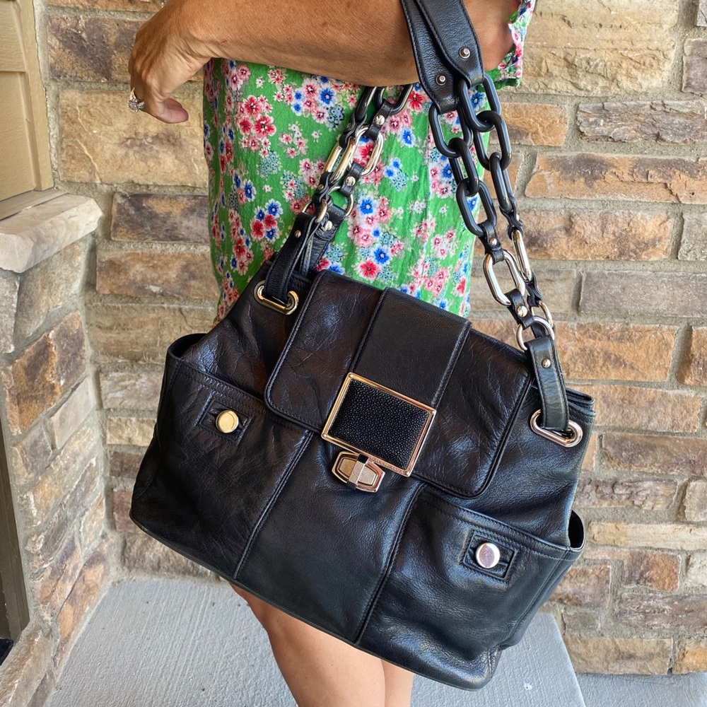 SOLD Balenciaga Cherche Stingray Chain Leather Bag - Picture 3 of 11